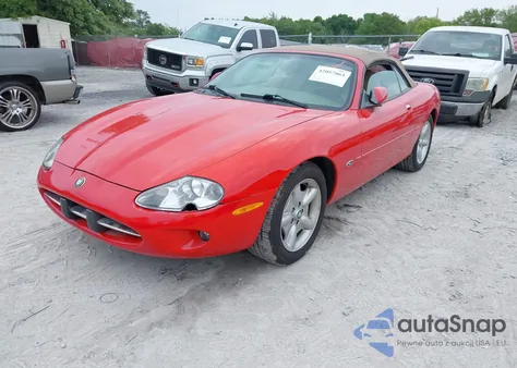 1999 Jaguar Xk8 z USA, uszkodzony, nr VIN SAJGX2044XC033019
